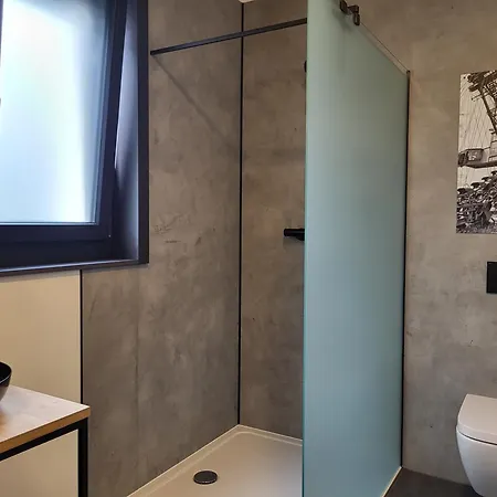 Schlossterrassen 8b Apartment Pouch