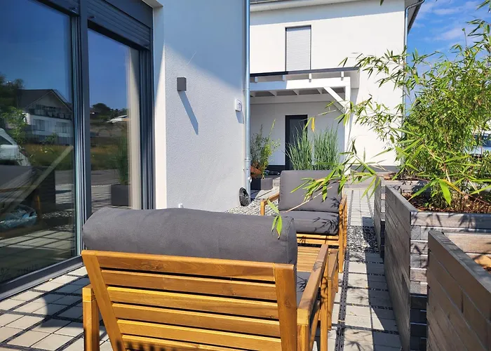 Schlossterrassen 8b Апартаменты Pouch